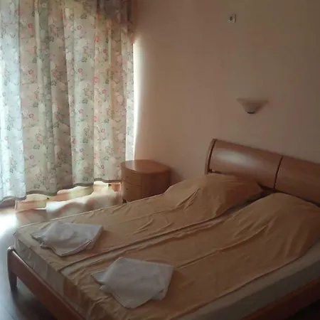 דירה Comfortable In Gardenia פרימורסקו
